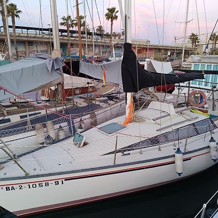 Hotel Experience On A Sailboat To Sleep à Sant Adrià de Besòs Extérieur photo
